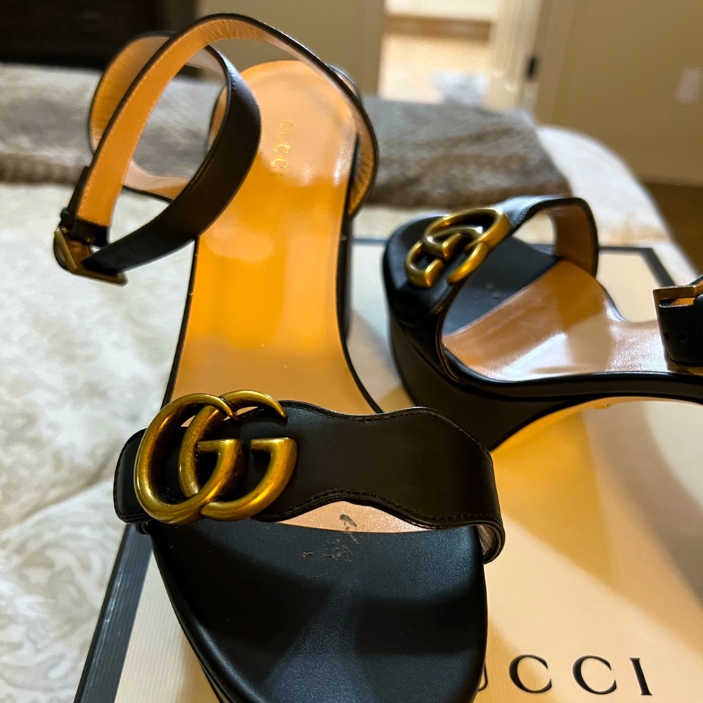GUCCI platform very good condition.